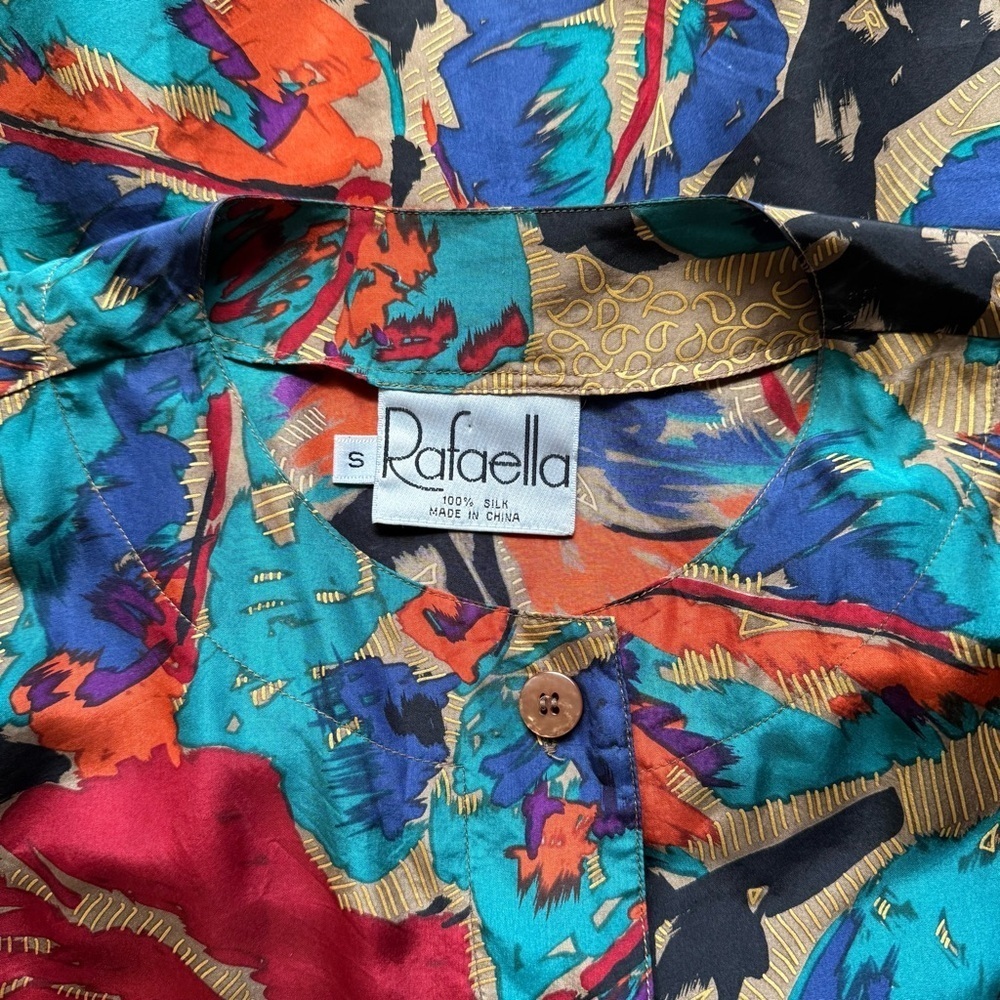 Vintage Rafaella Women’s 100% Silk Abstract Colorful Button-Up Blouse Pockets S - Picture 4 of 4